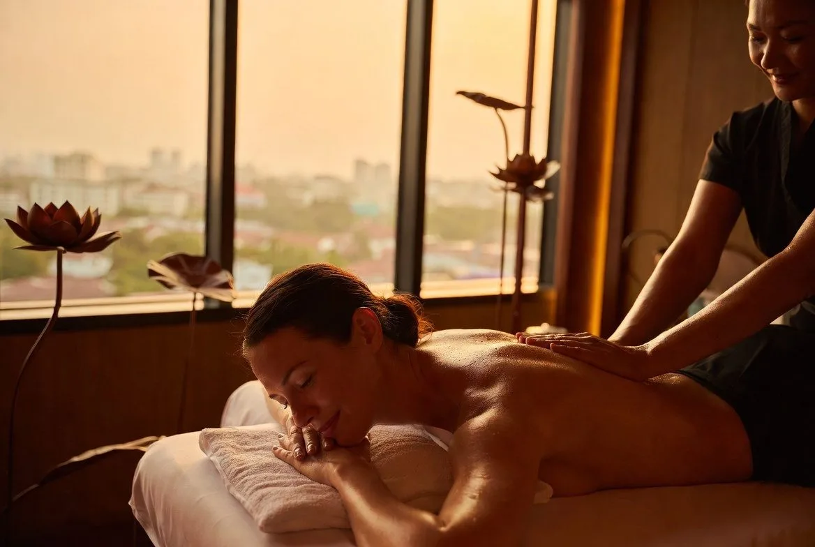 massage for tourists Saigon
